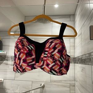 Sports Bra. / 36FF